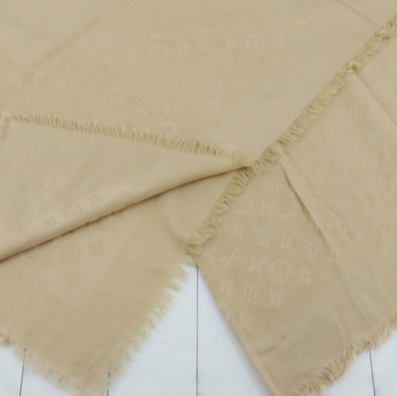 Louis Vuitton Monogram Shawl Silk and Wool EUC - Picture 4 of 8